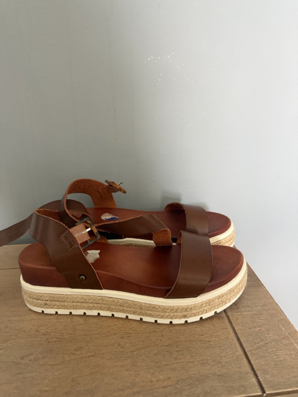 MIA Kiera Espadrille Platform Sandal - Picture 3 of 6
